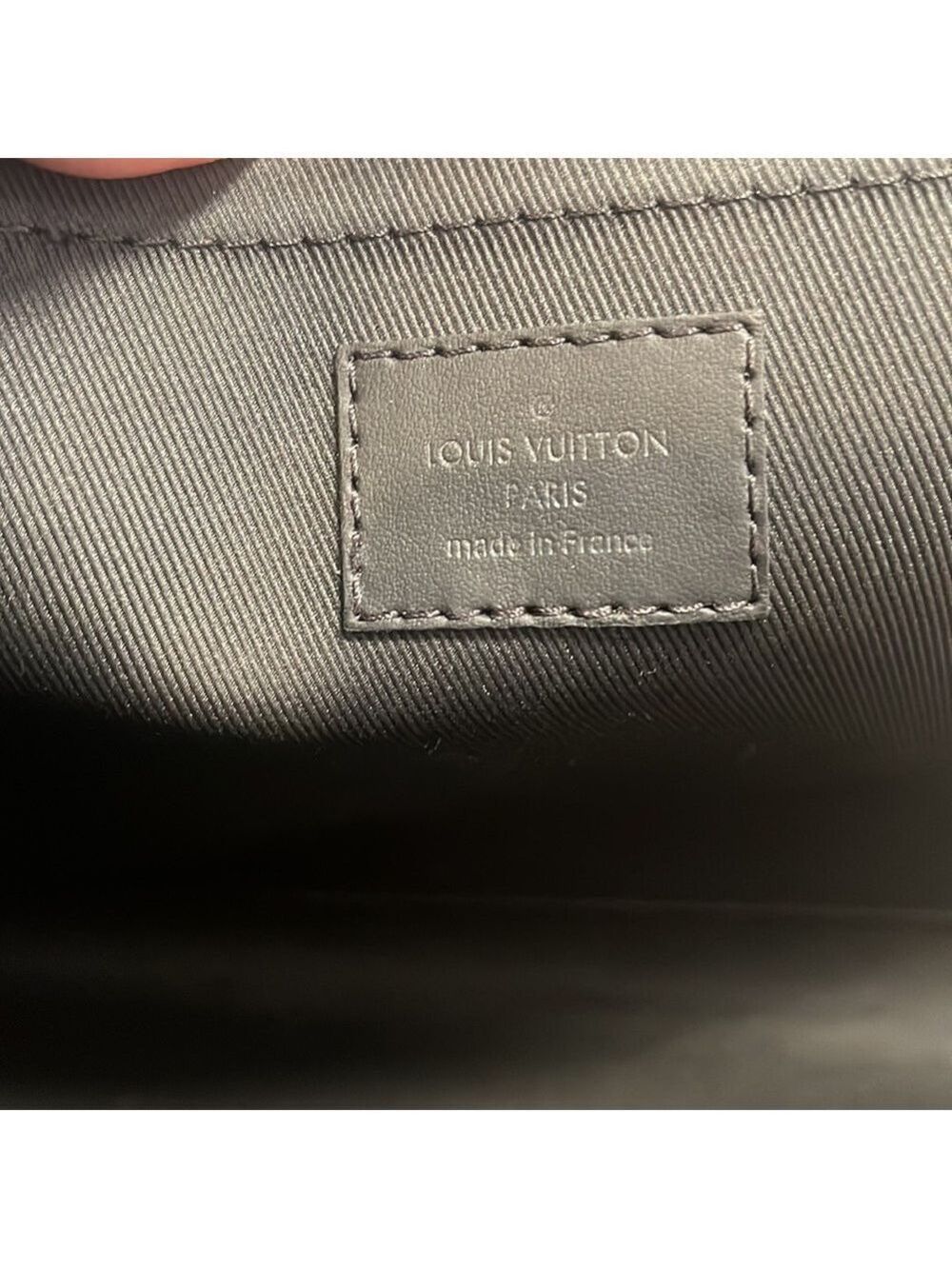 Louis Vuitton X Nigo Giant Pochette Jour GM - Picture 13 of 14